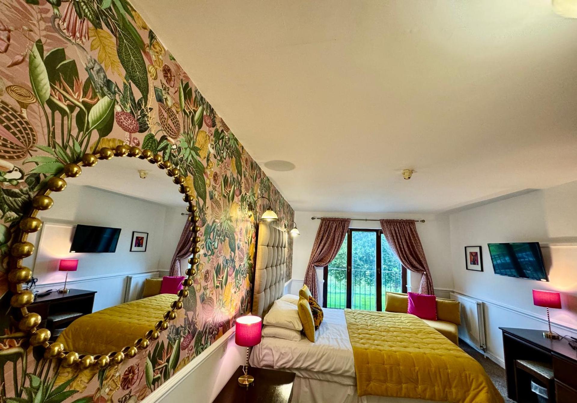 The Old Stone Trough Country Hotel