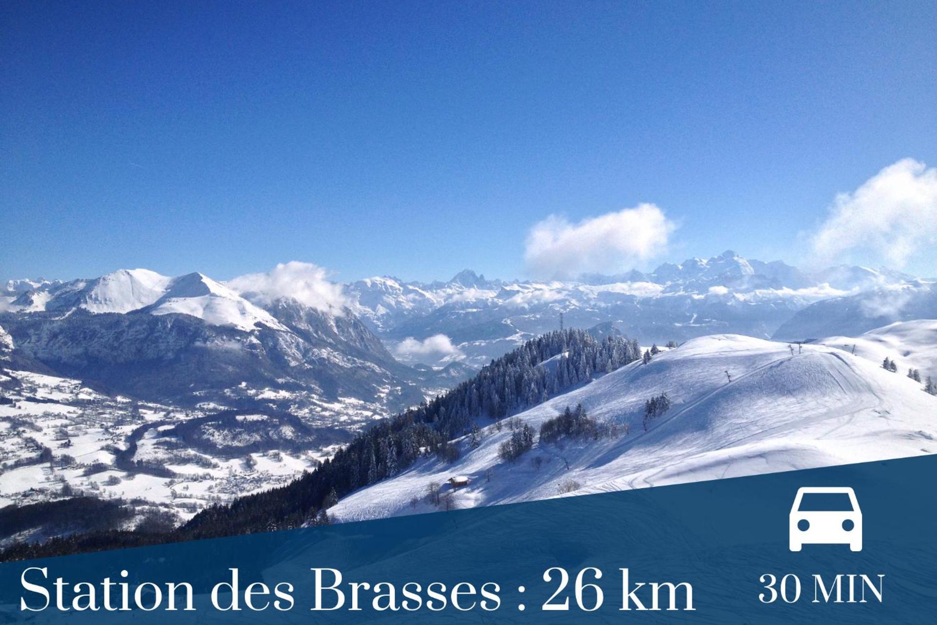 CALYPSO - Hypercentre - Proche Gare & Tram - Balcon - Wifi