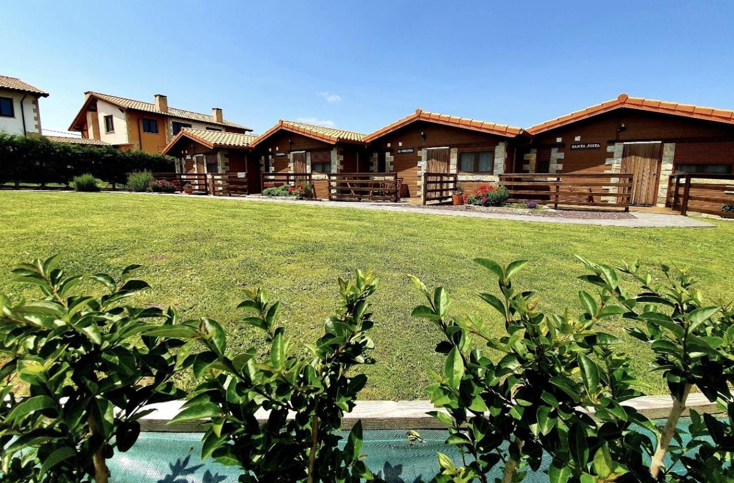 Apartamentos & Bungalows Ubiarco El Acebo by Urbanhosting