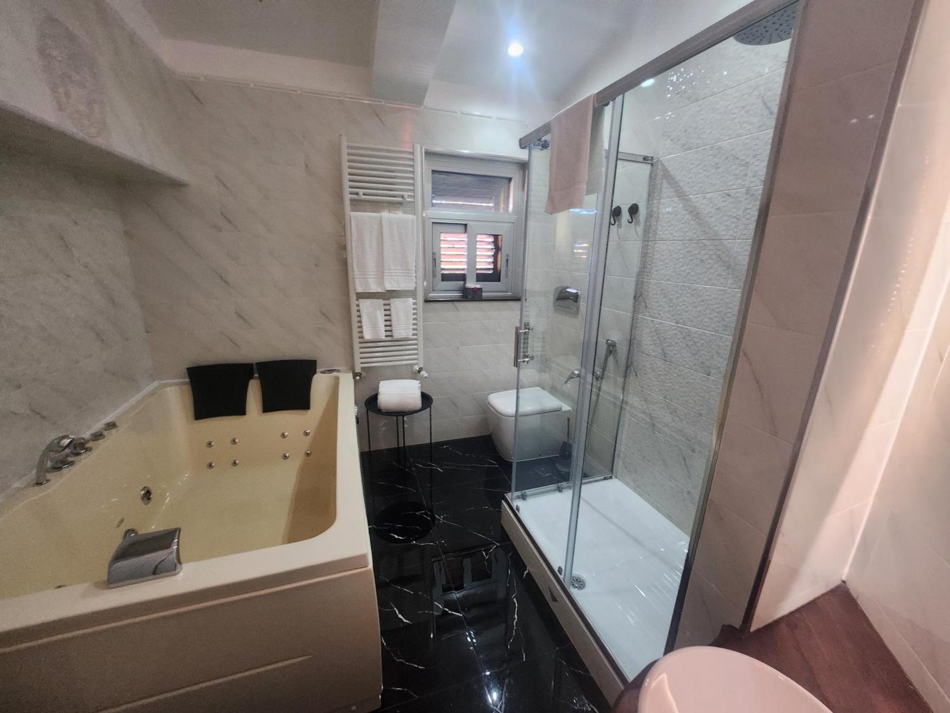 B&B GRECALE Suite & Spa