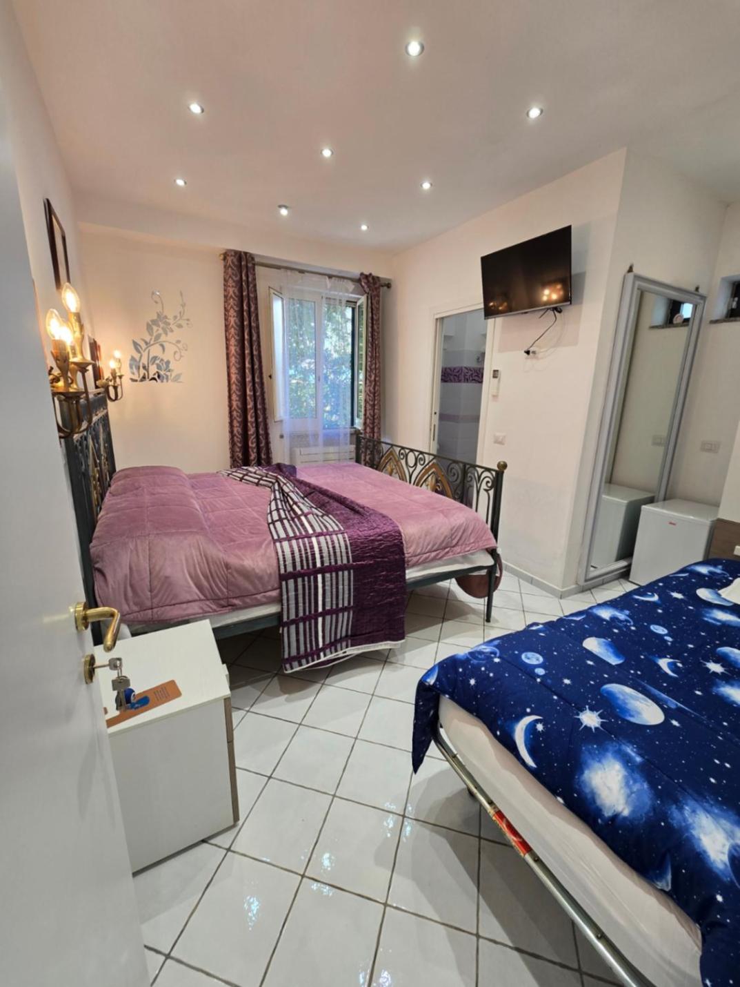 Triple Room with Bathroom