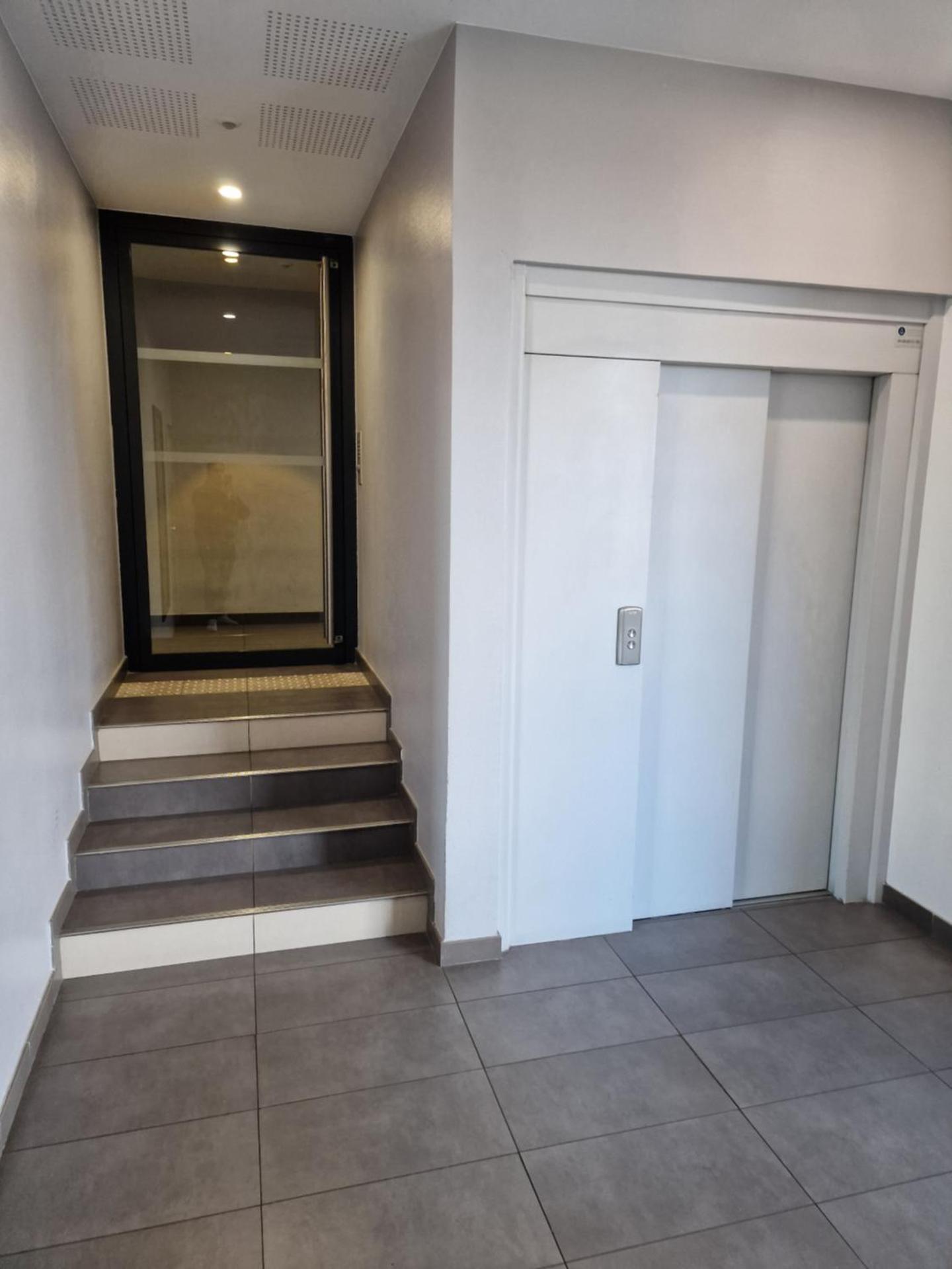 Cosy Decines Groupama Stadium-LDLC Arena Climatisé