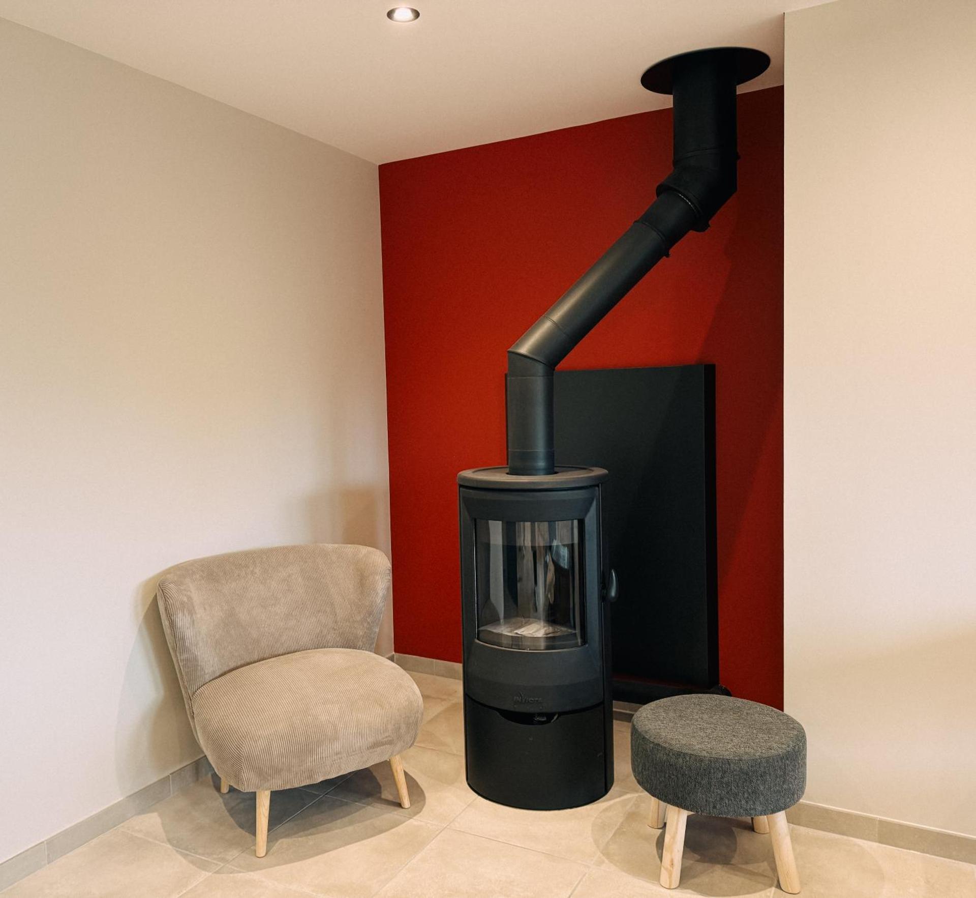 Three-Bedroom Apartment with Balcony