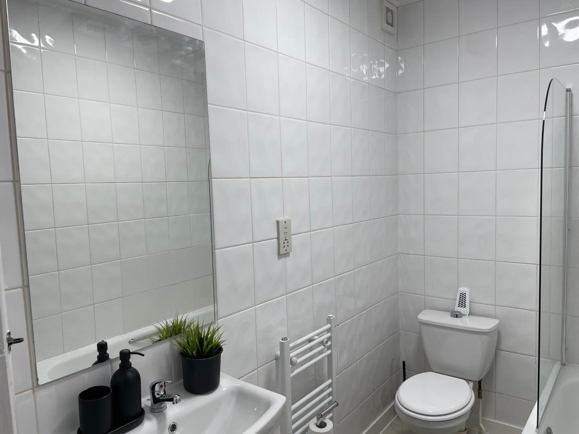 Cosy 2 bed Wimbledon Apartment