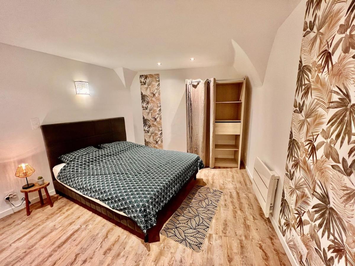 Seven Keys - Enclave du Coiron