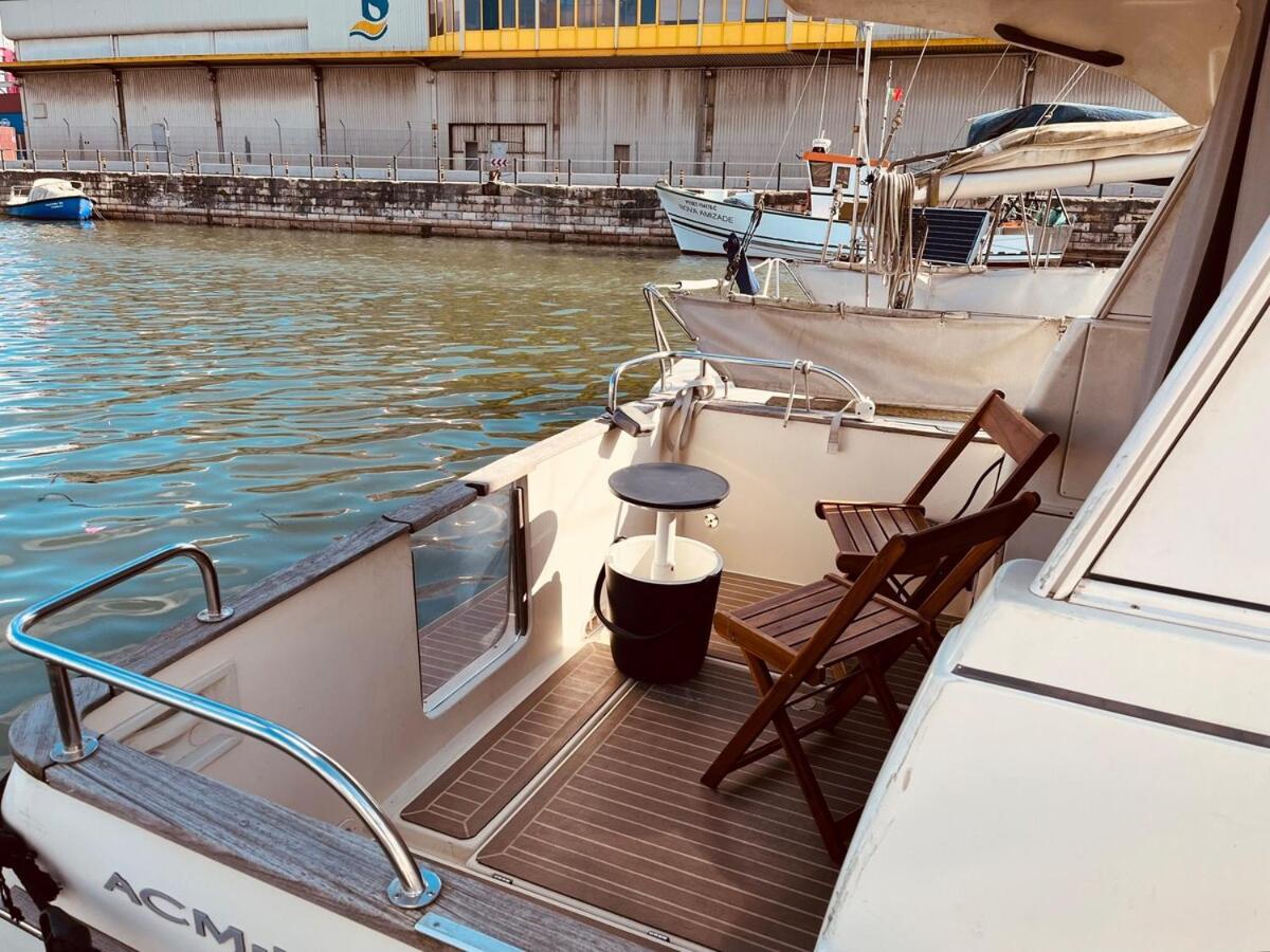 Ero- A floating Escape in Lisbon