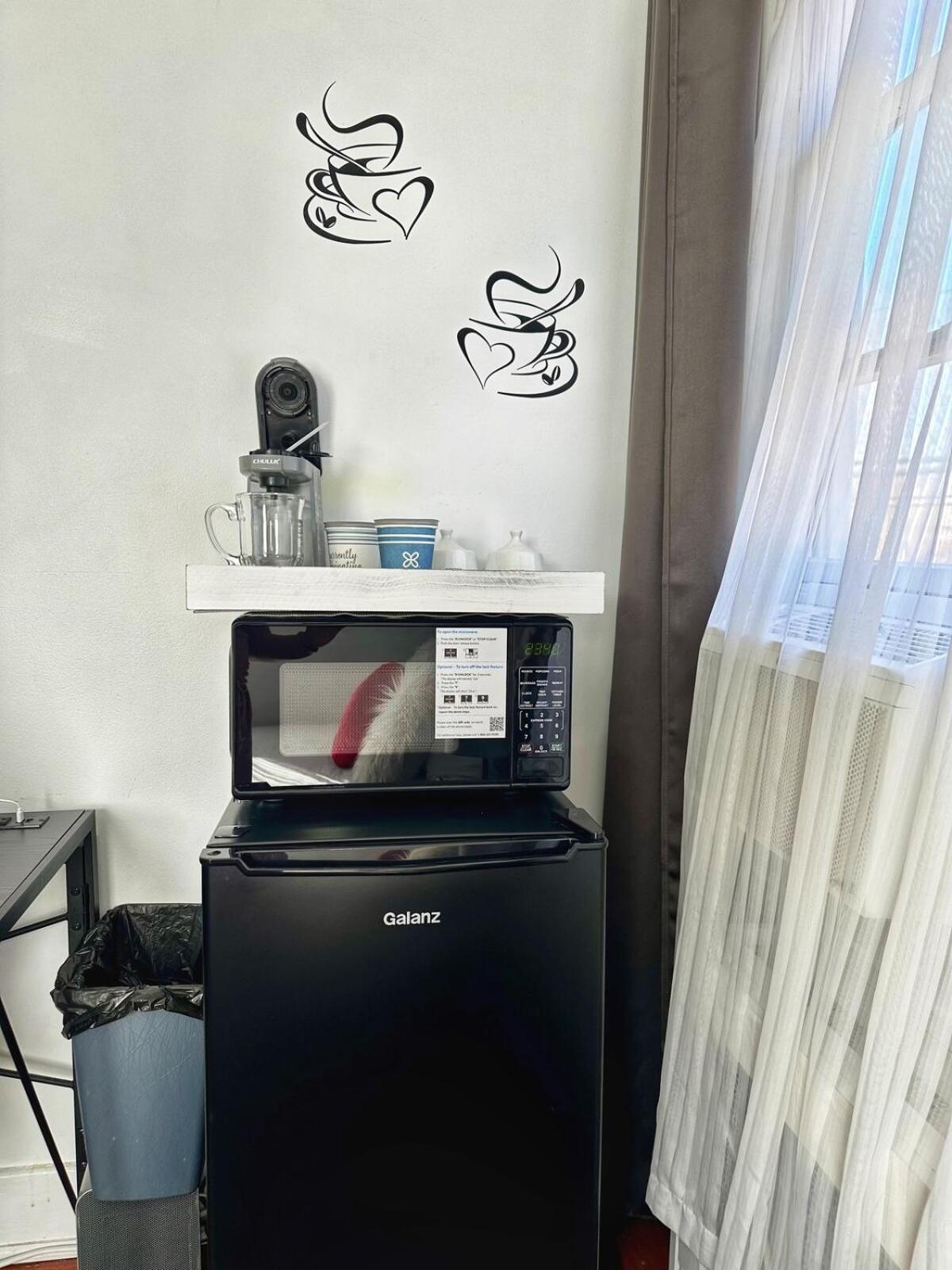 Coffee/tea facilities