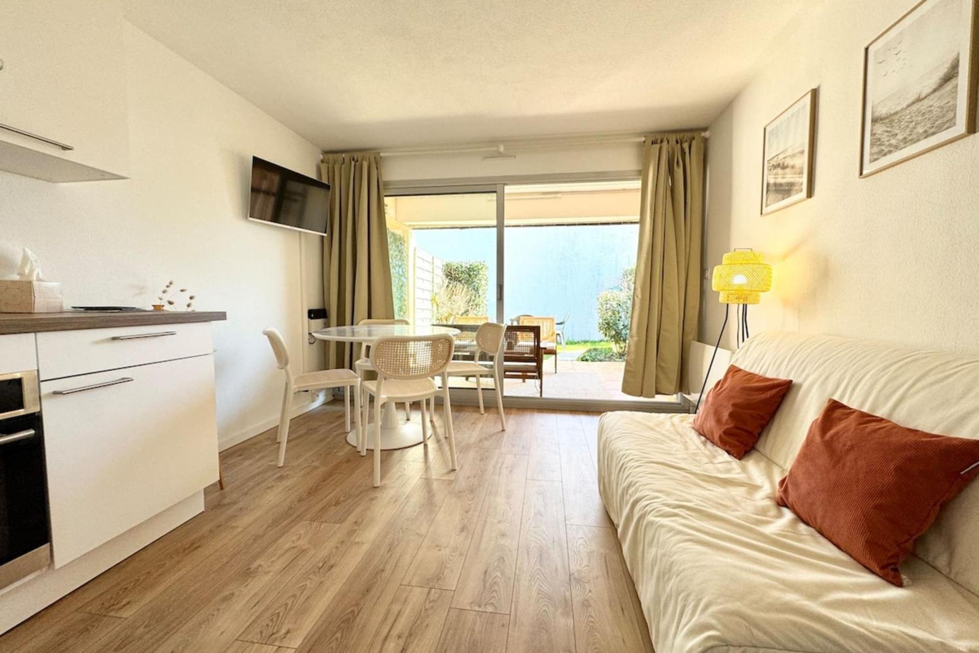 Lovely T2 - Terrasse & jardin - 50m des plages