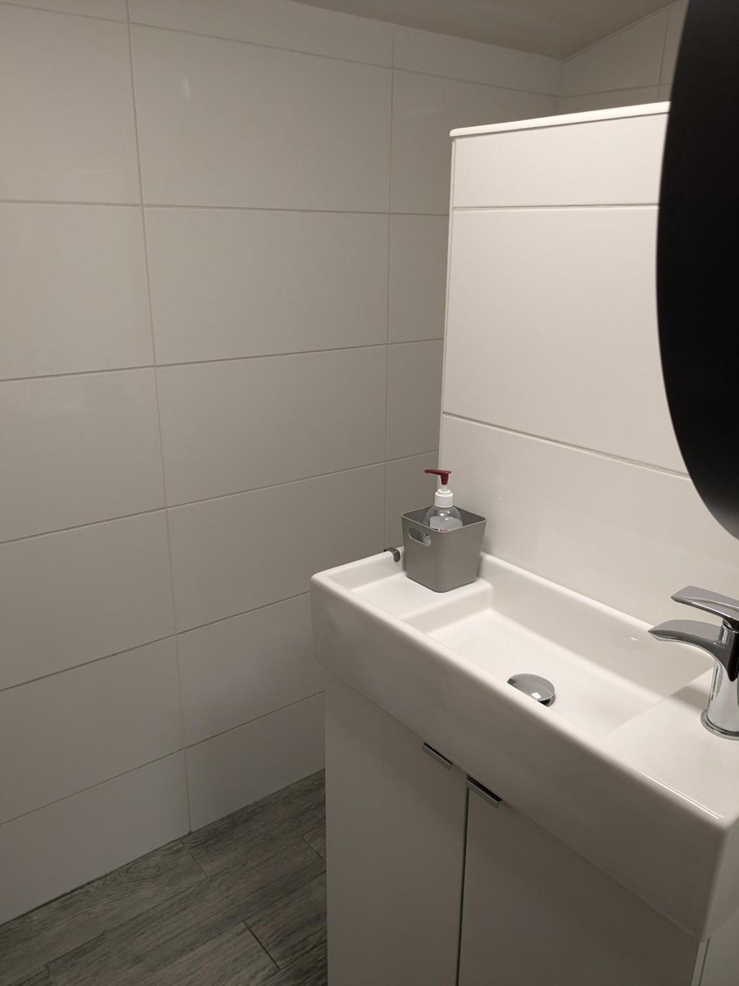 Cozy Cottage Close to Haworth Sleeps 2 with Garden