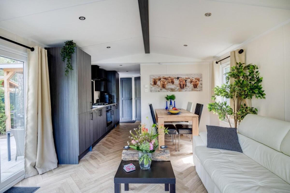 Luxe Chalet Veluwe Sauna en Hottub