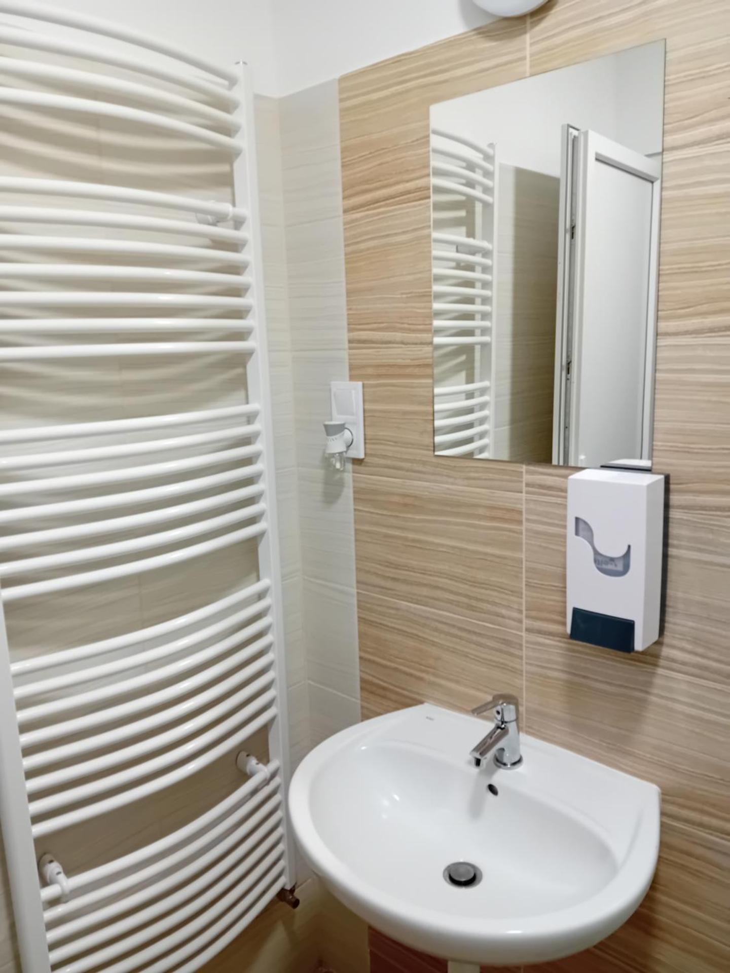 Tenisz Panzió - Baja