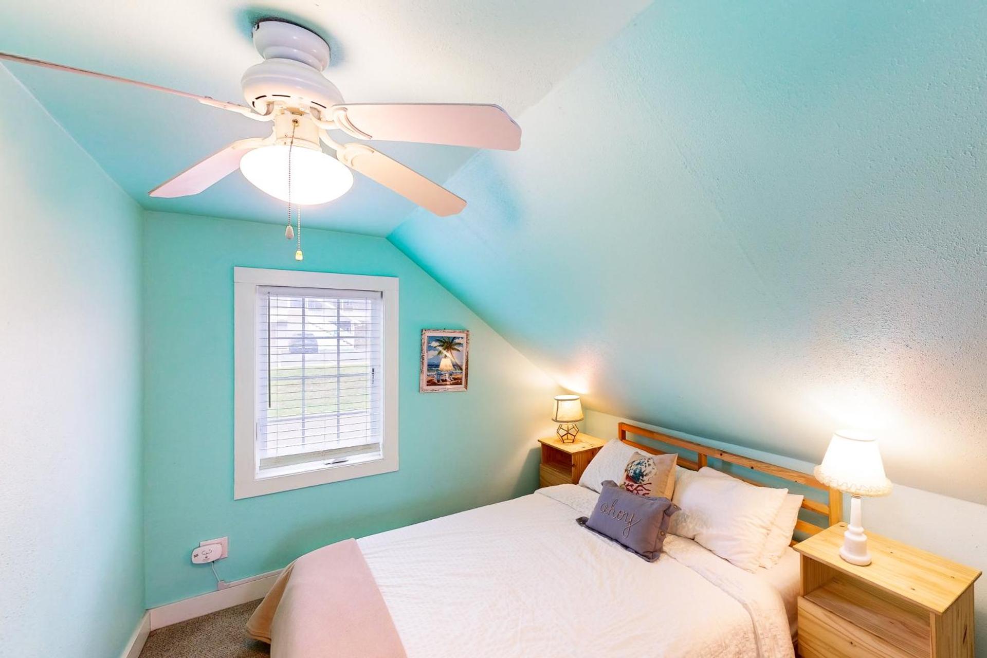 Rockaway Beach Bungalow