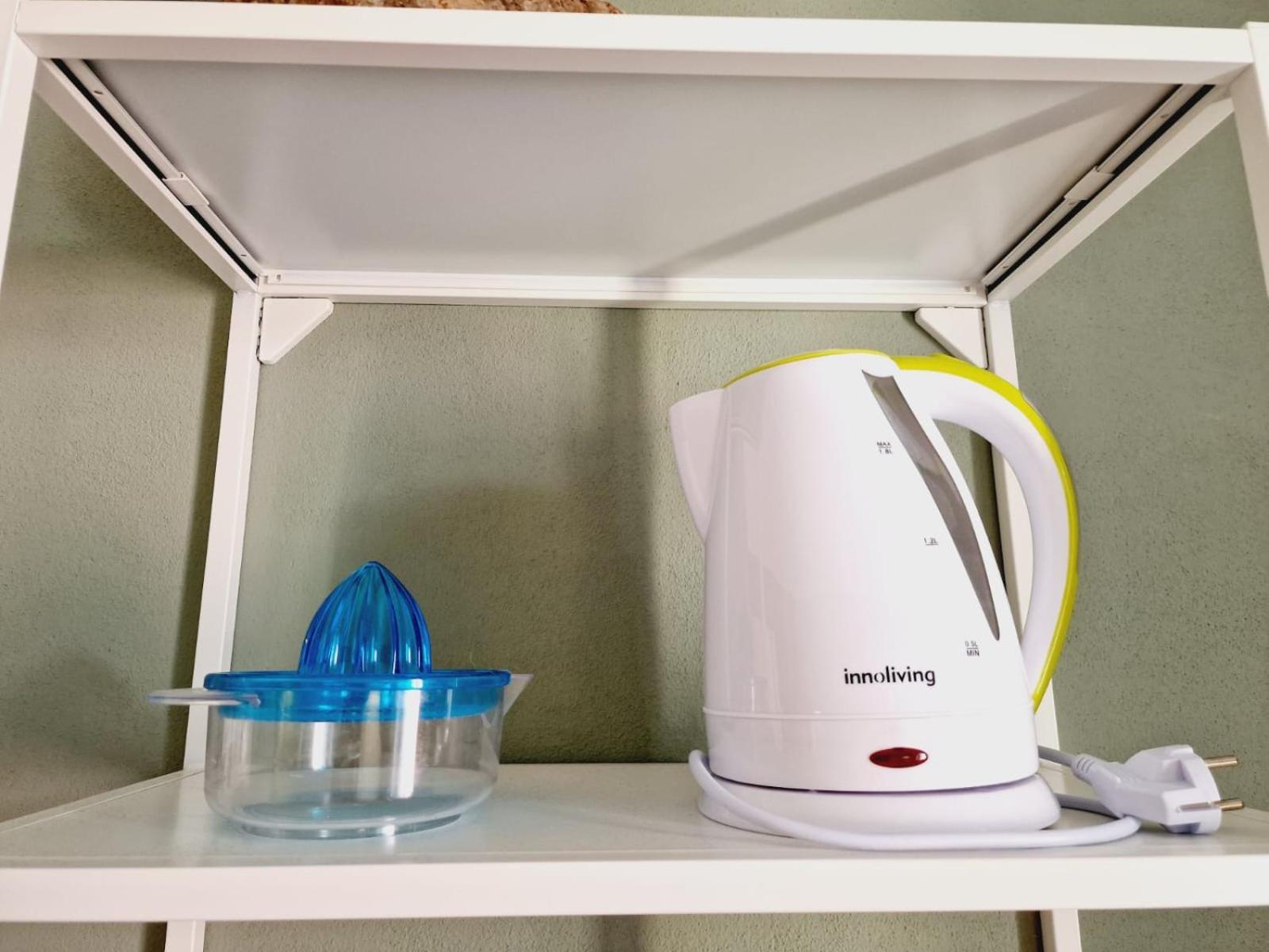 Coffee/tea facilities