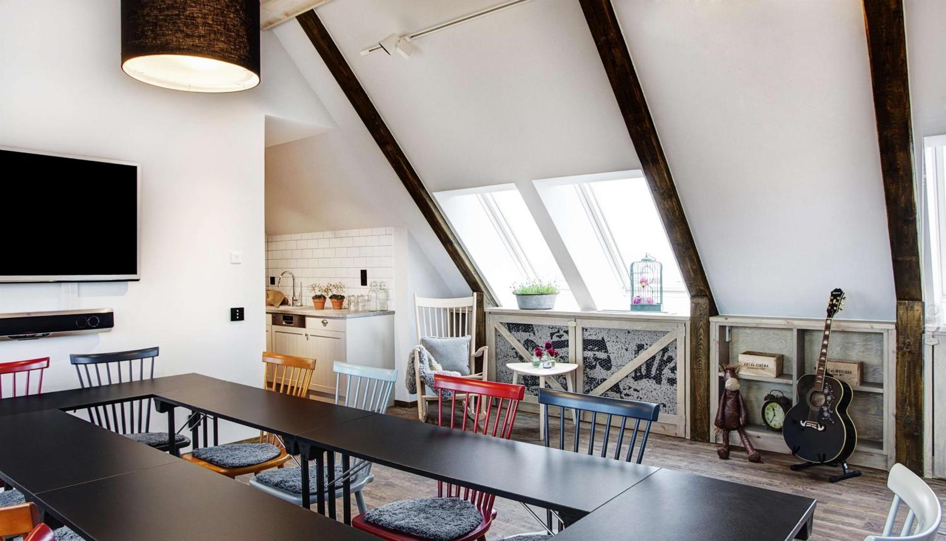 Meeting/conference room