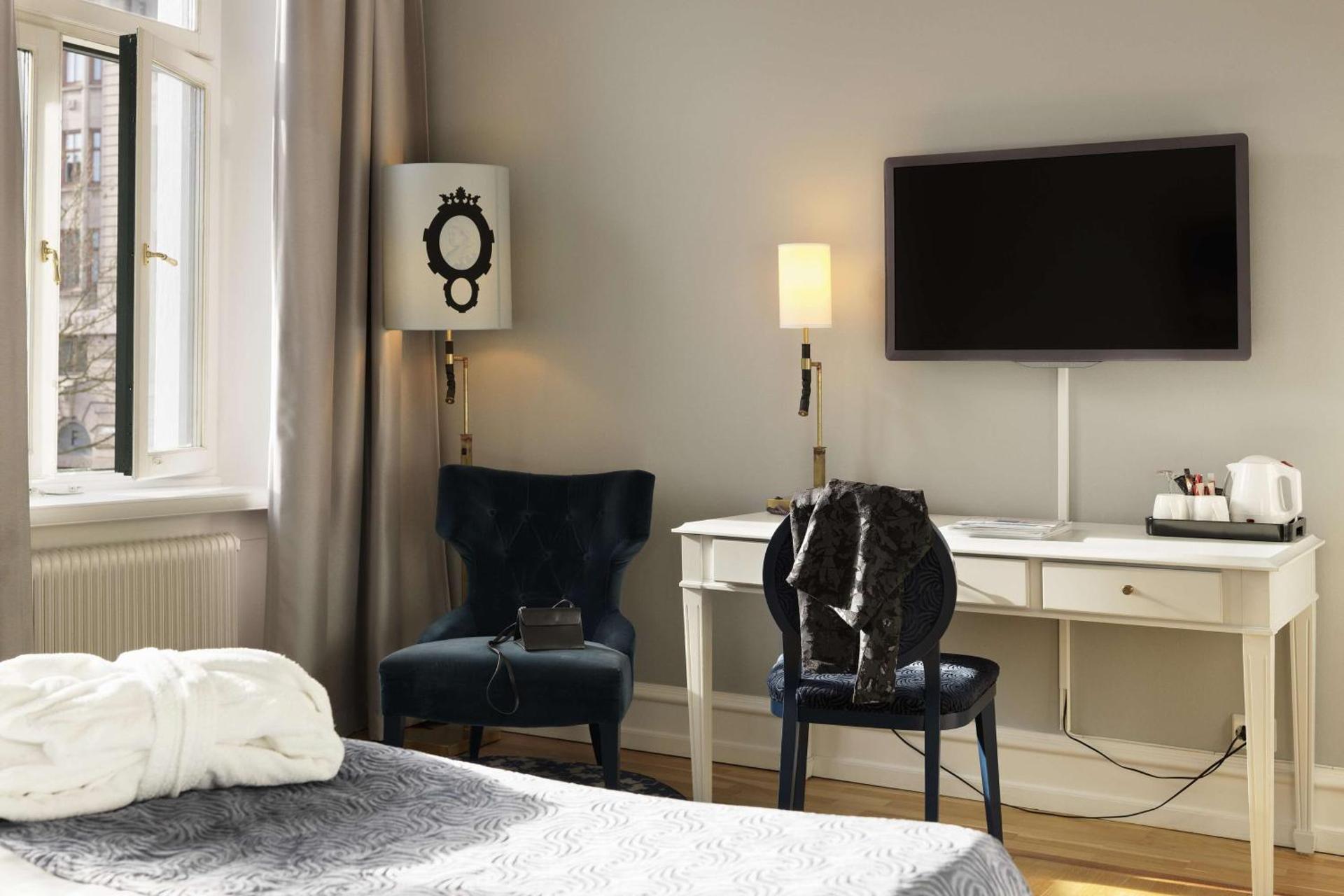 Photo of the whole room