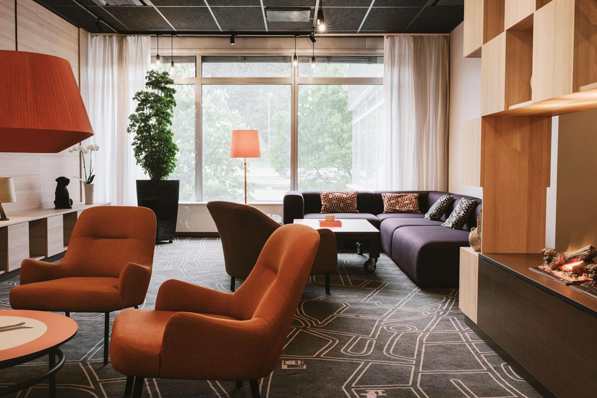 Meeting/conference room