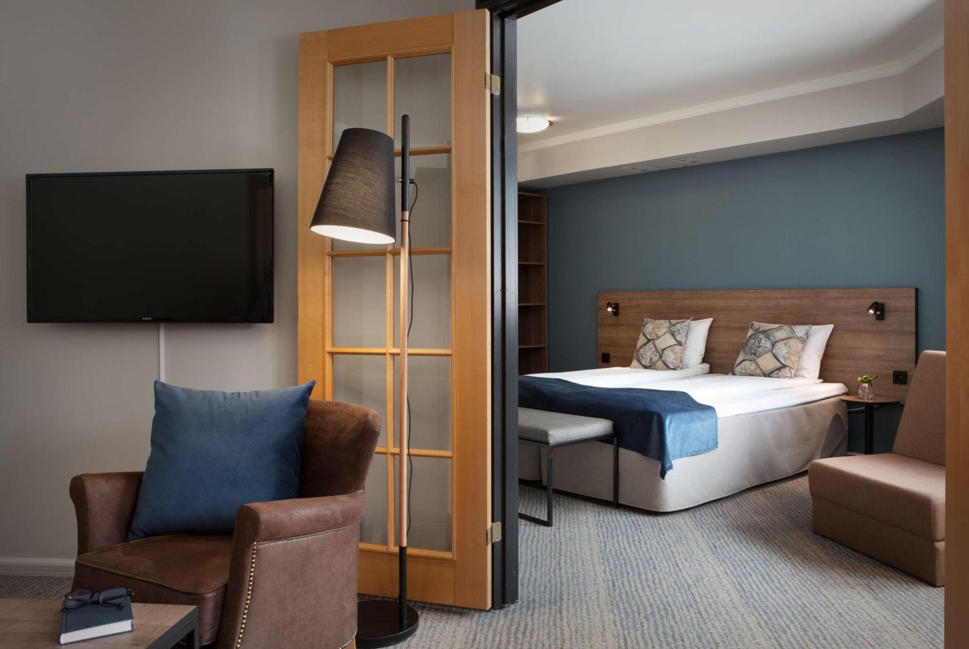 Photo of the whole room