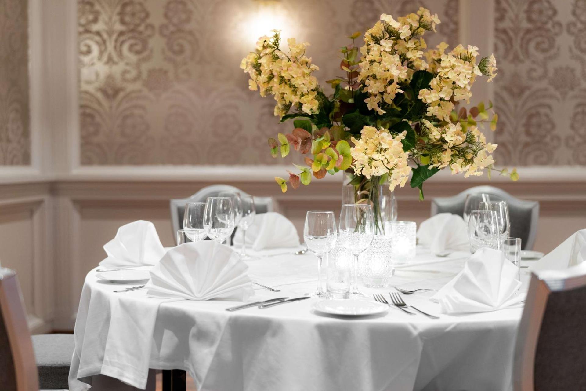 Meeting/conference room