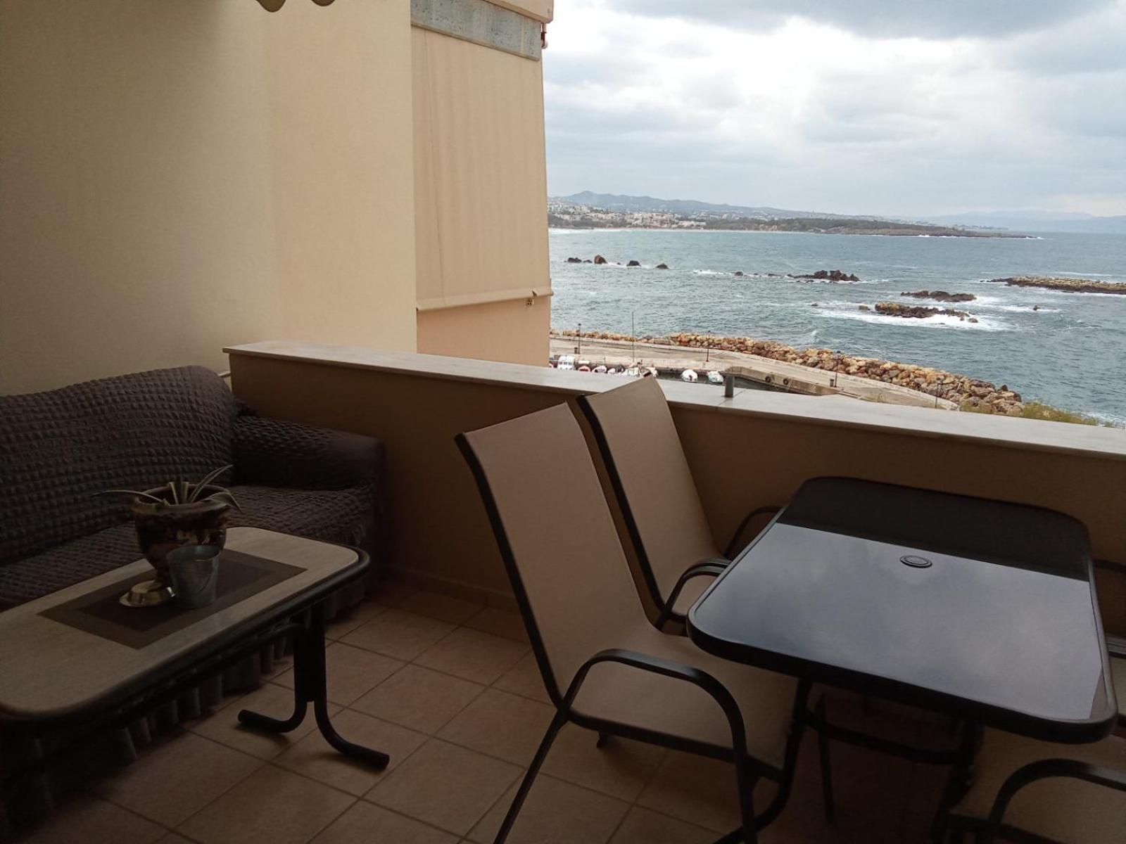 Seaside apartment in Chania