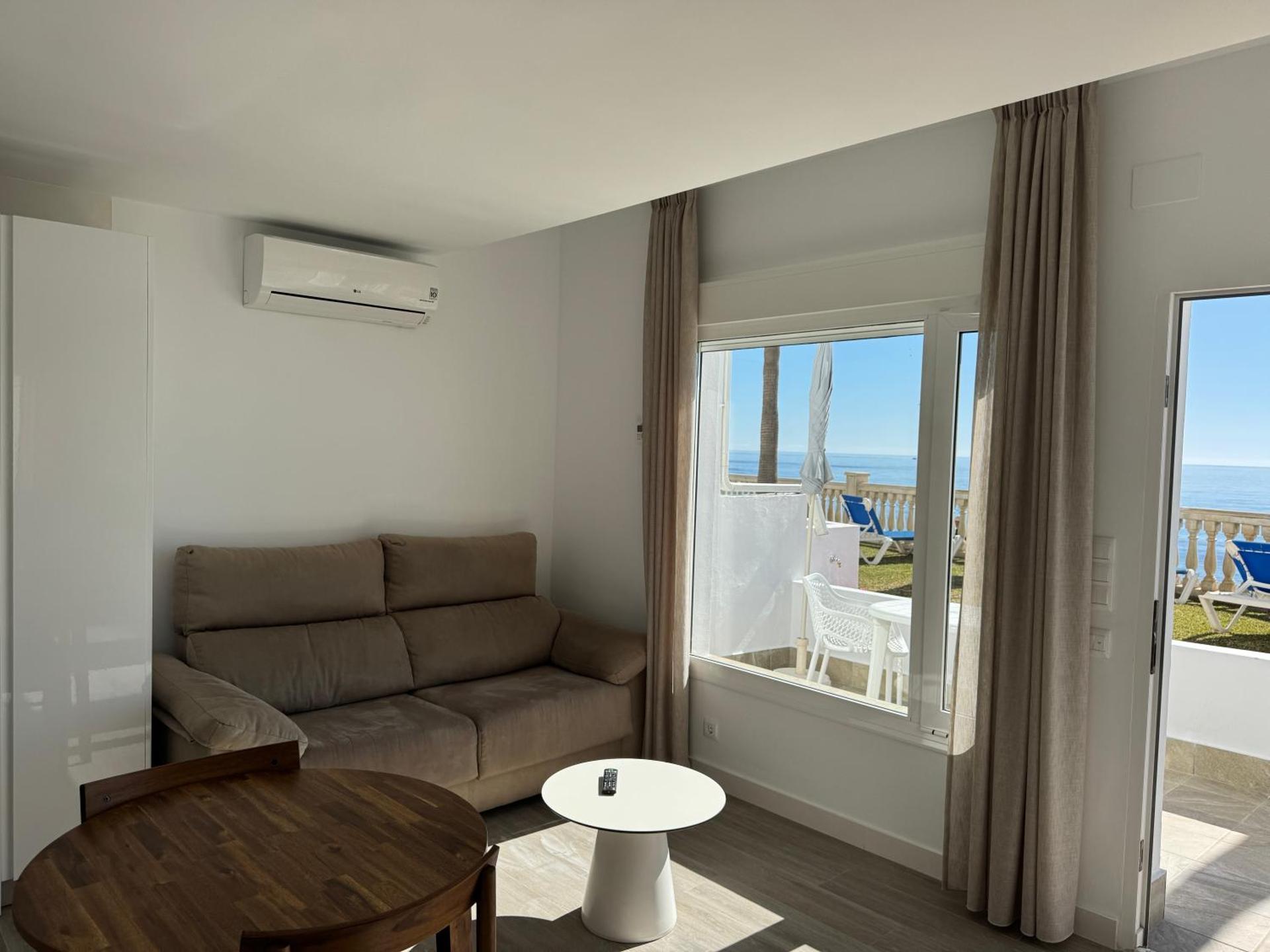 Apartamentos Perla Marina