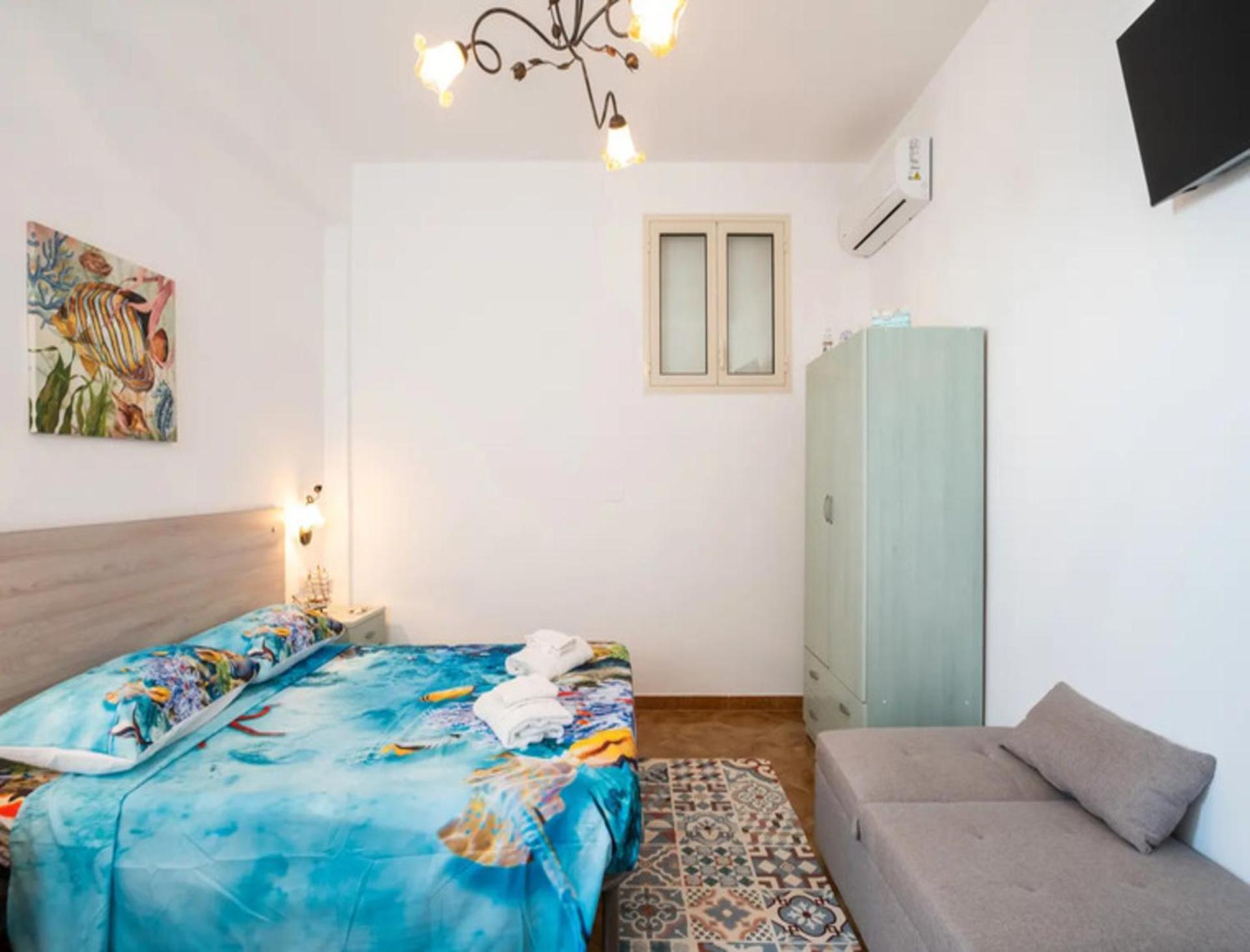 Triple Room with Private External Bathroom