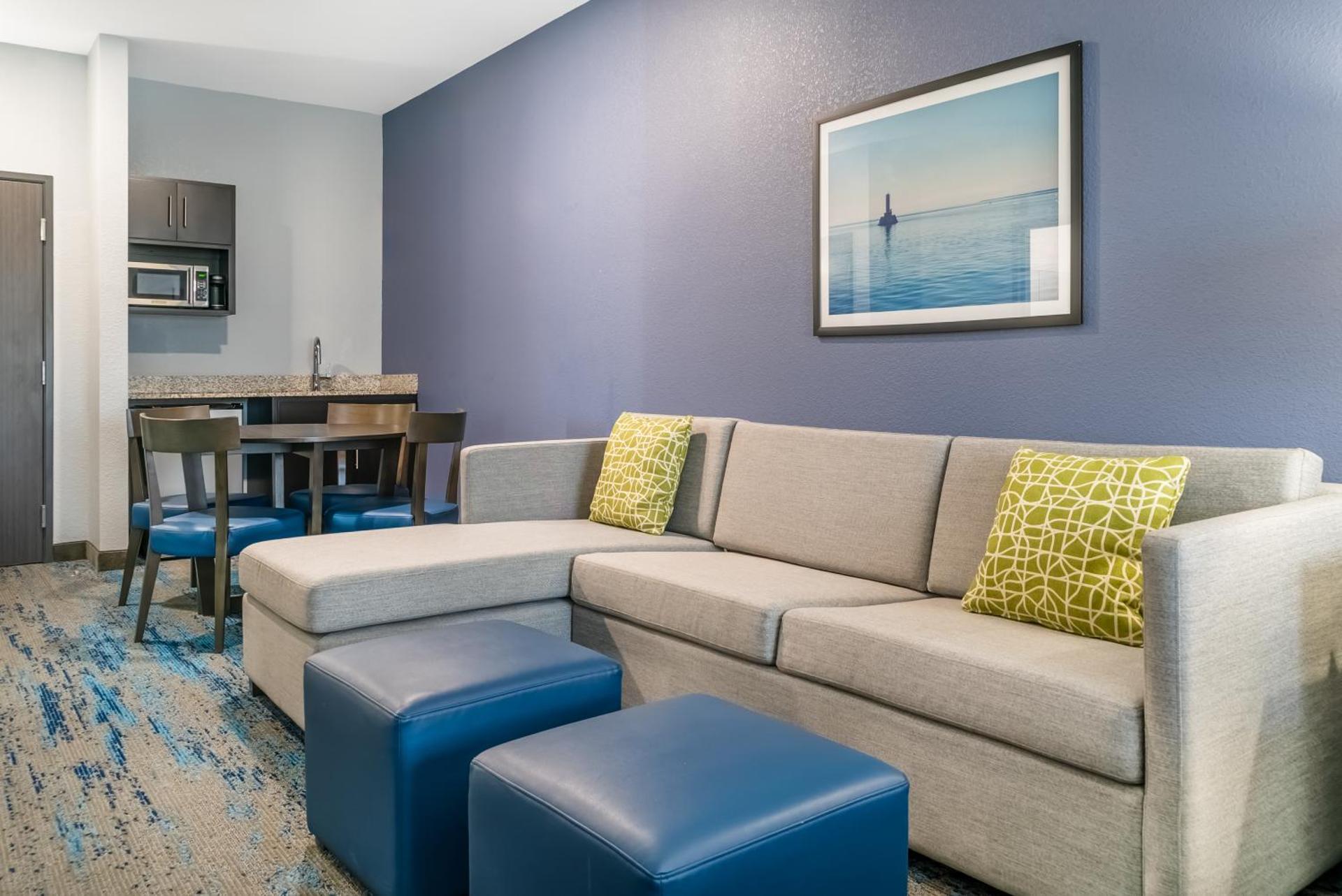 Comfort Inn & Suites Adrian