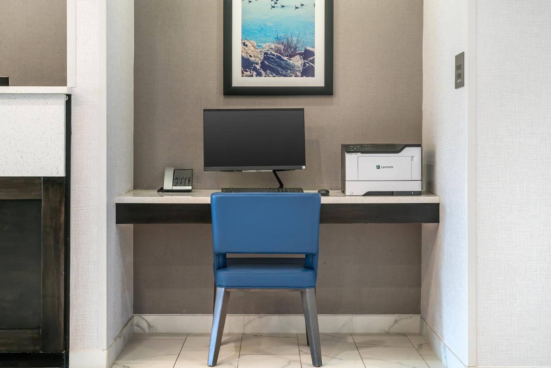 Comfort Inn & Suites Adrian