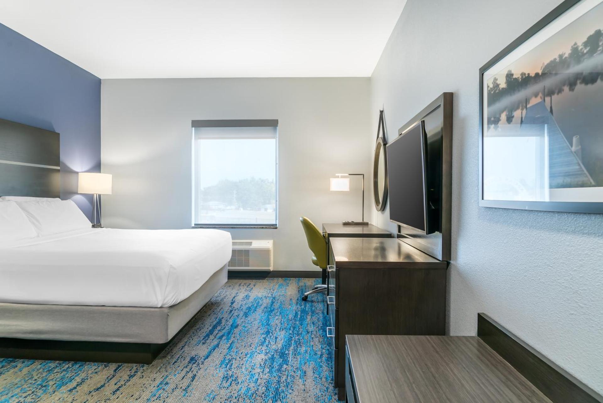 Standard King Room - Non Smoking