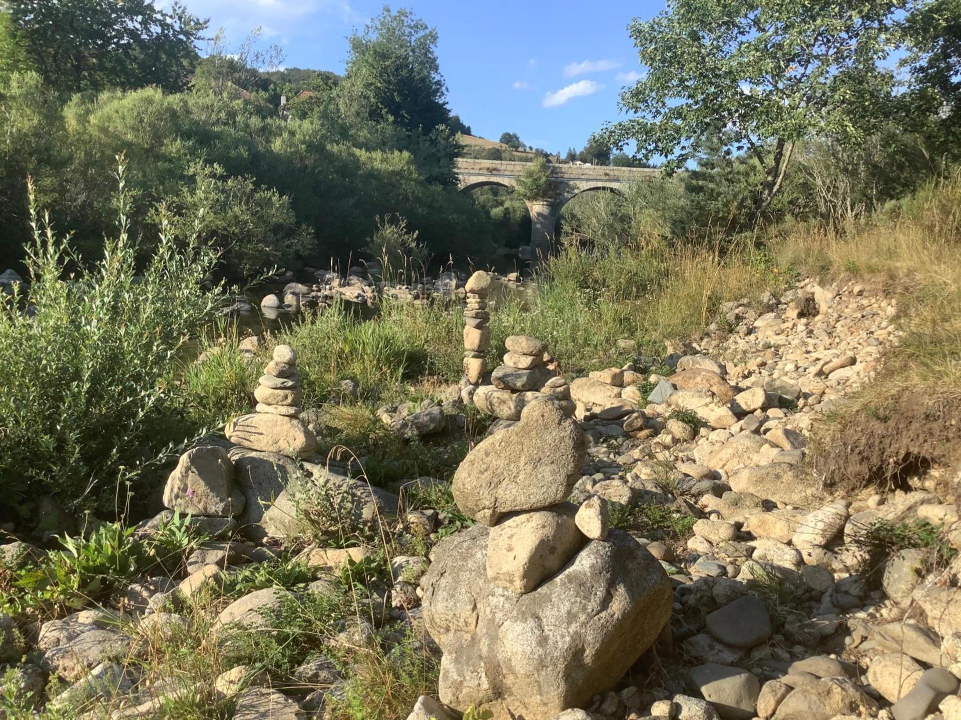 Gite en Ardèche en face de la rivière