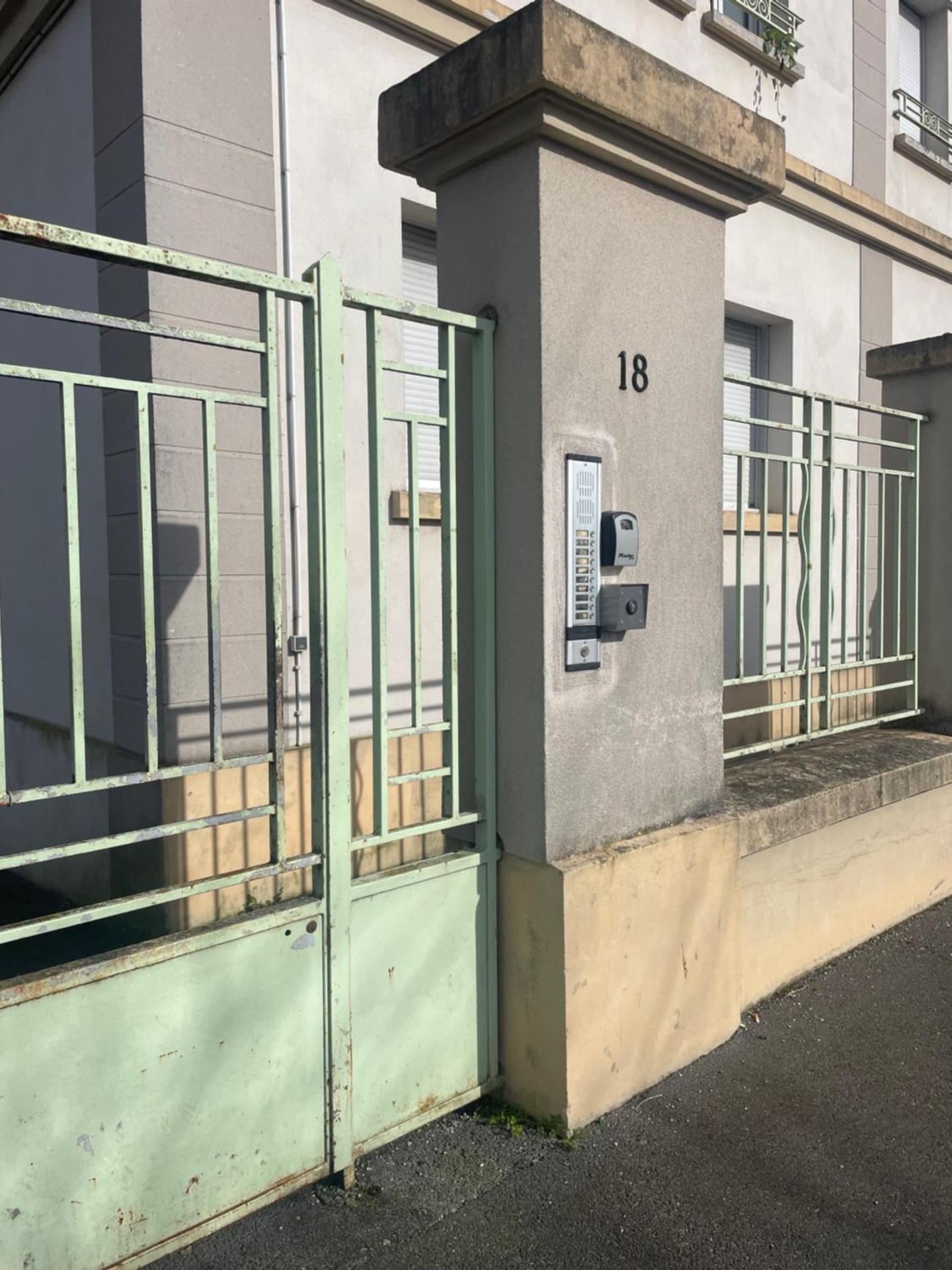 Résidence des Berges en rdc et parking prive