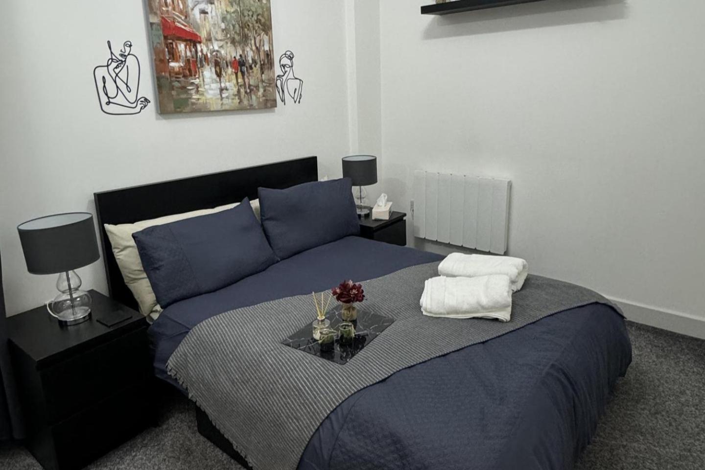 1 bed-Sleeps 4-Town Centre-10 min to Ascot- Pets