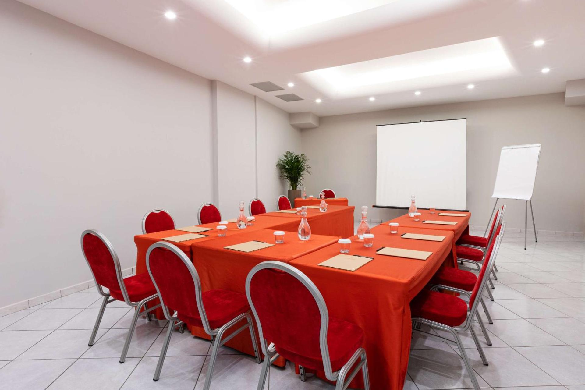 Meeting/conference room