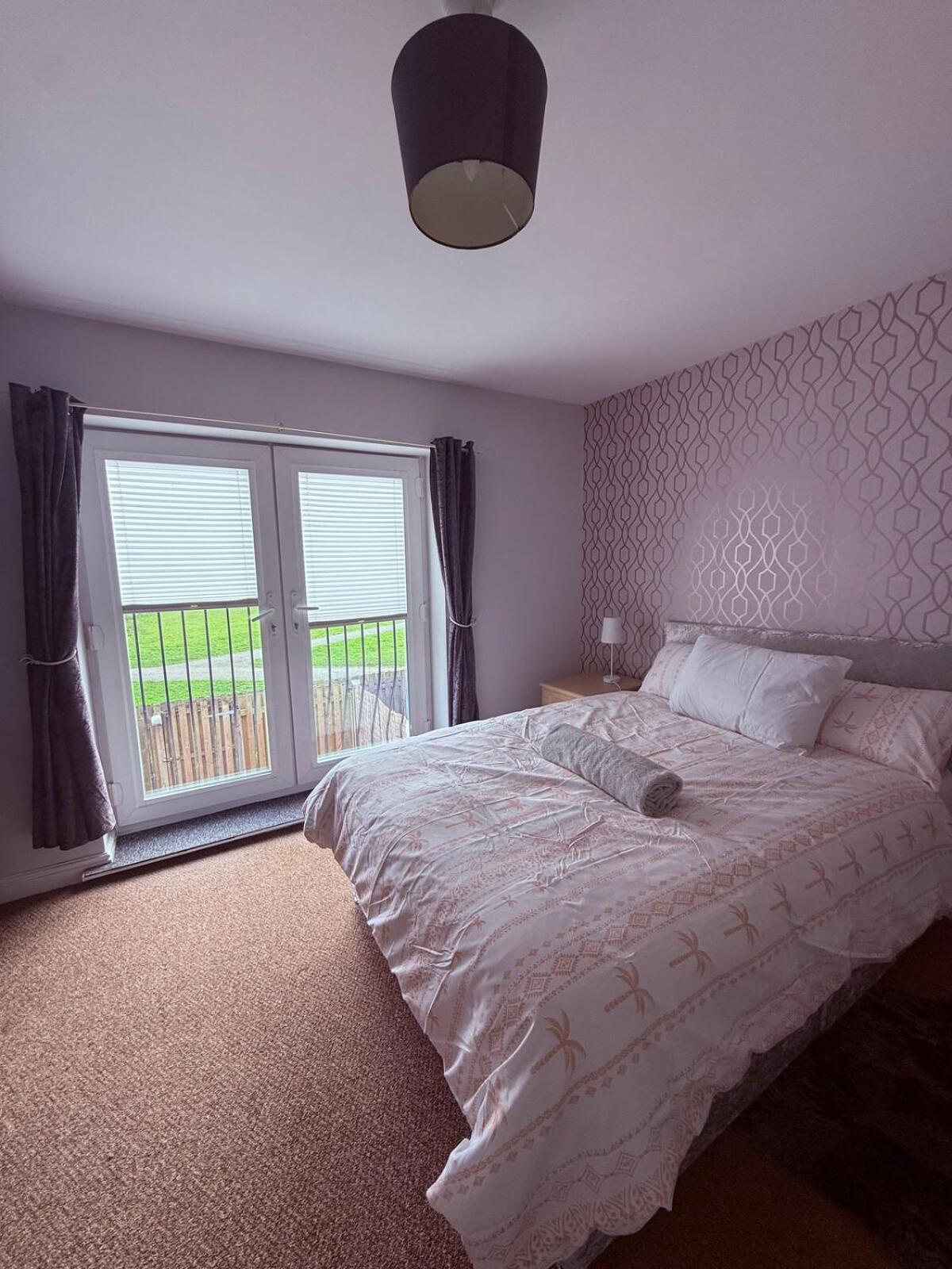 Beautiful park view town house