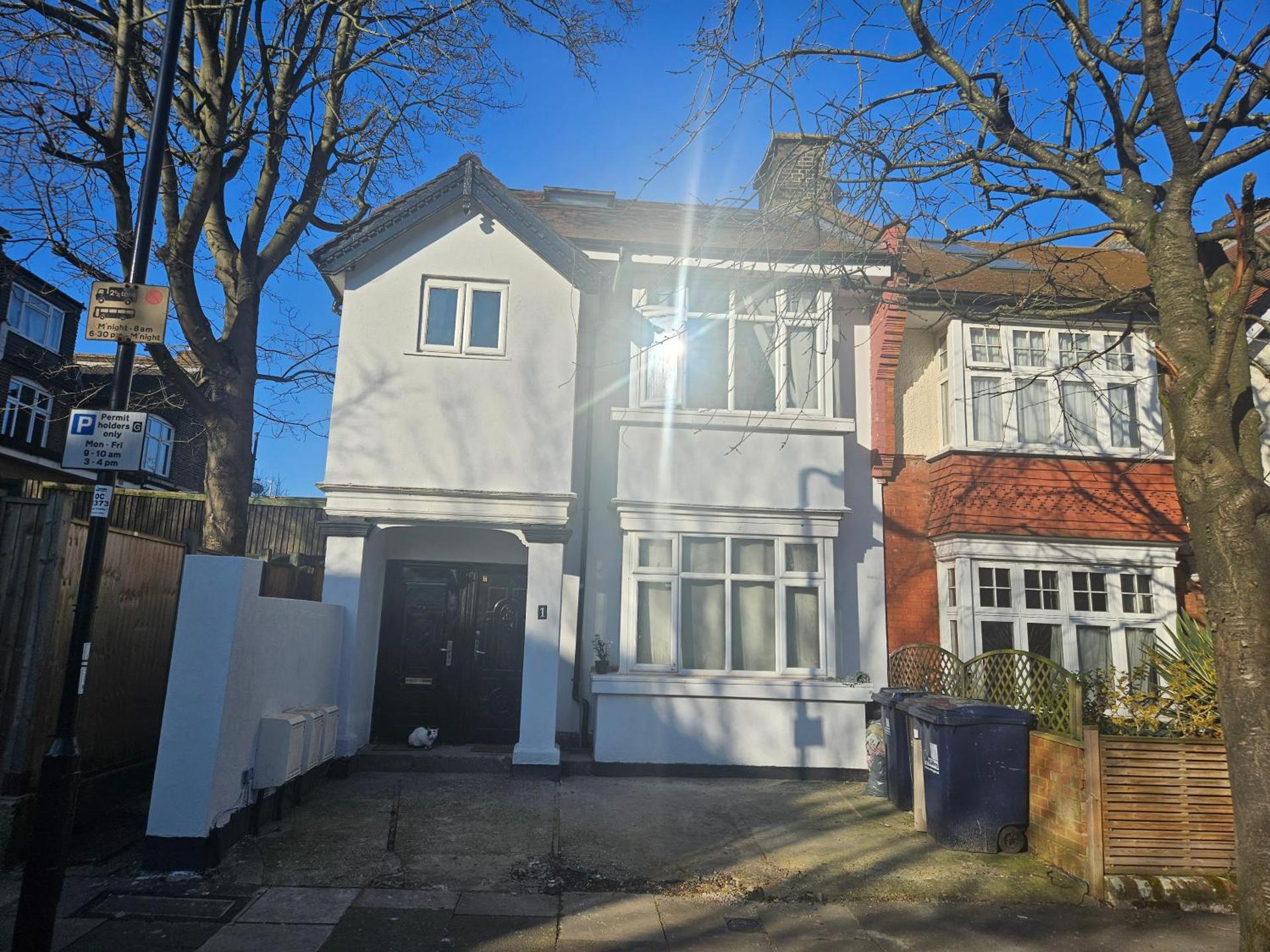 Private Room Direct Travel Heathrow & Central Ldn