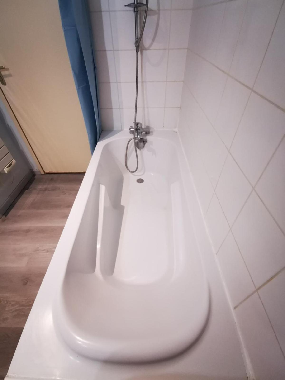 T2 Cosy, proche gare