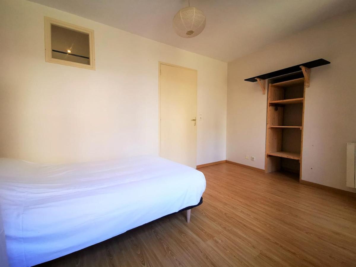 T2 Cosy, proche gare