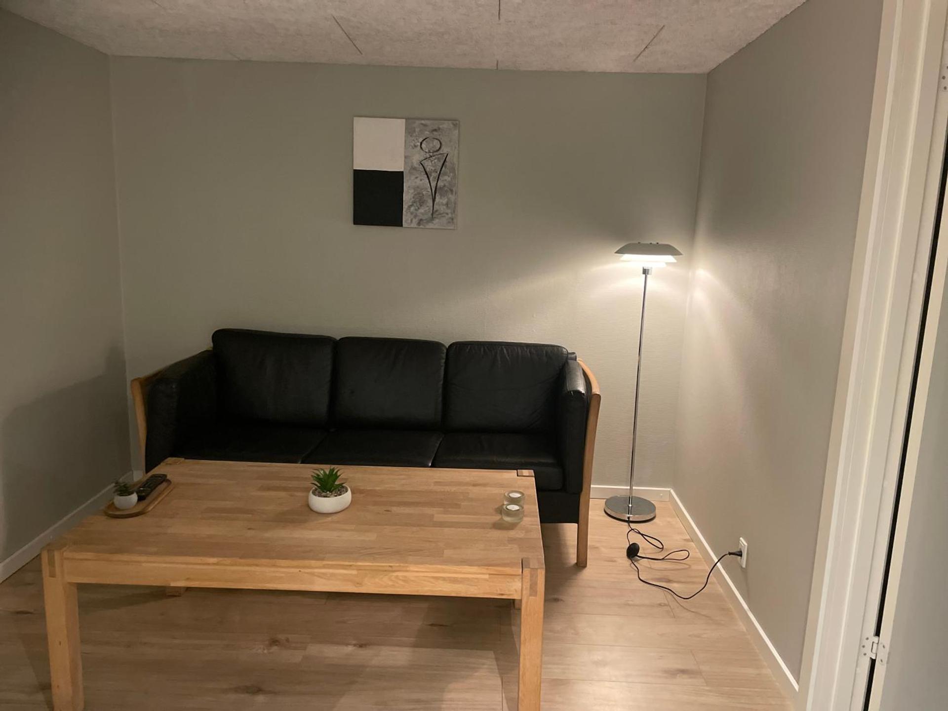 Communal lounge/ TV room