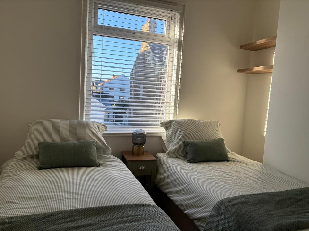 The Cottage - Cosy Filey Home