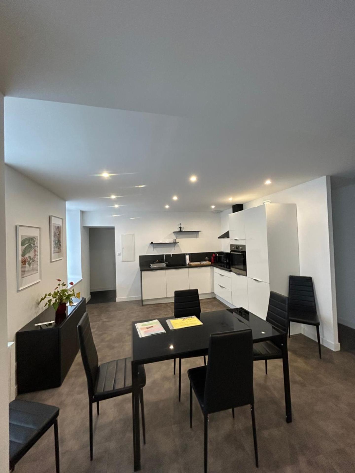 Appartement 4 personnes joliment rénové proche du Centre-ville