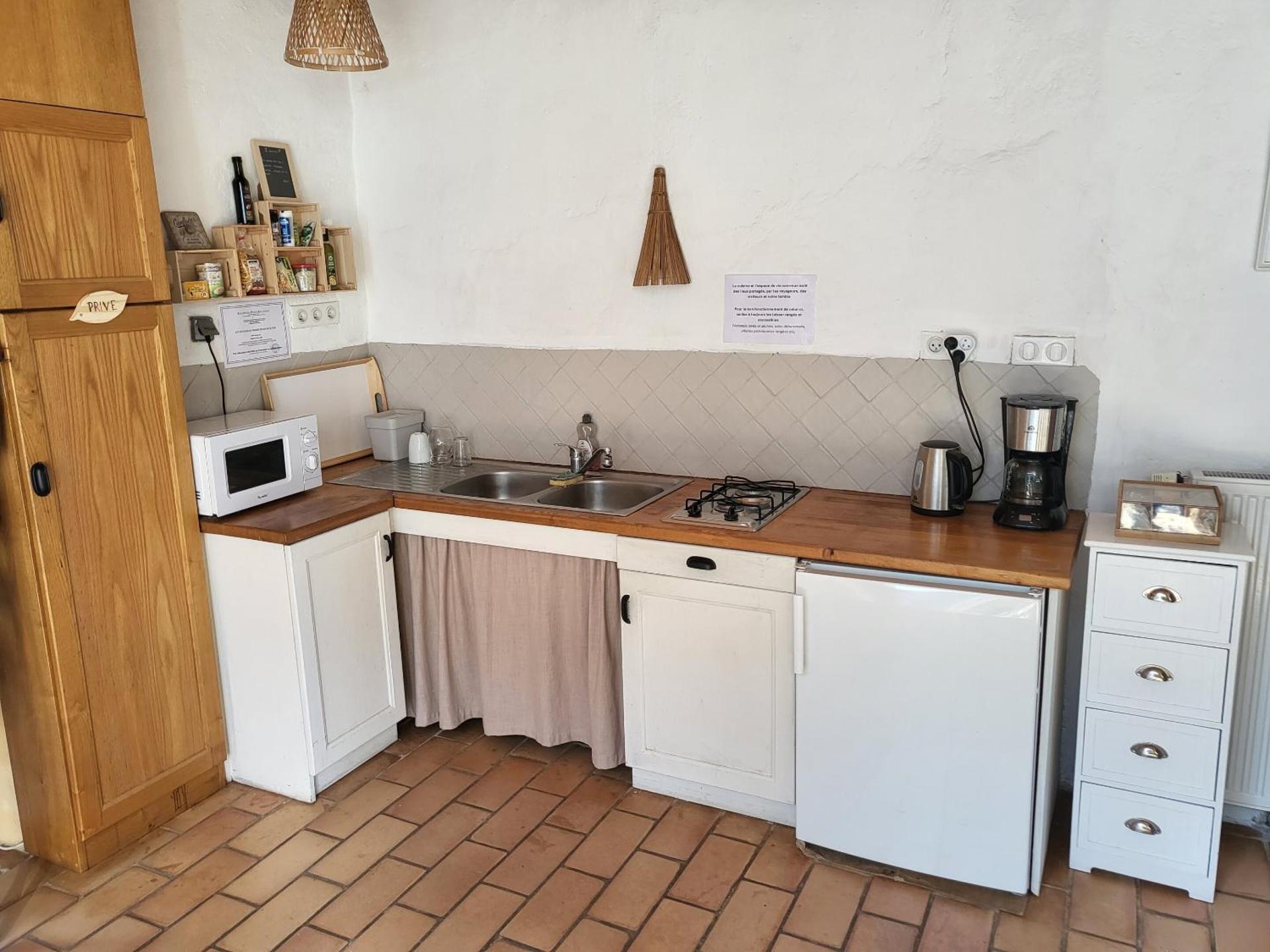 Coffee/tea facilities