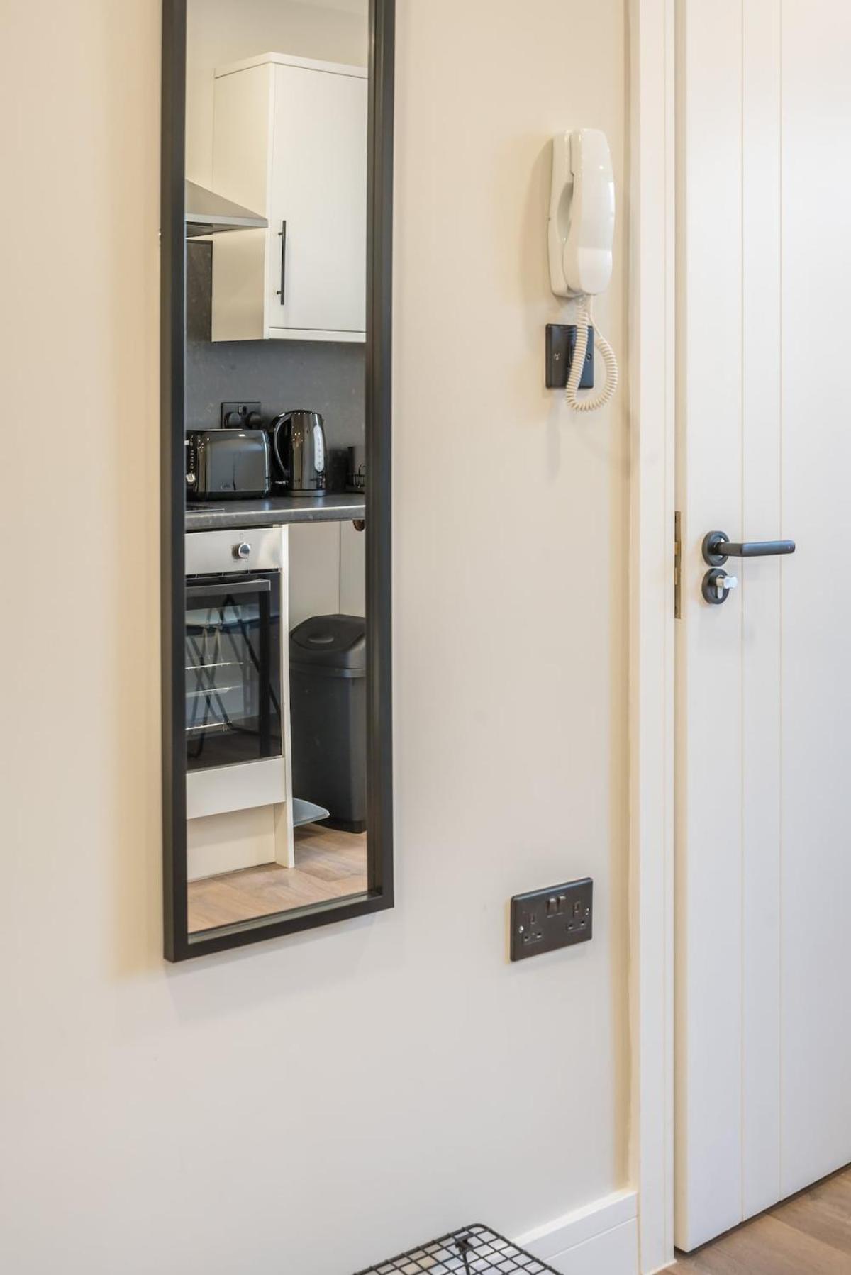 Royal Docks Cozy Studio Flat B