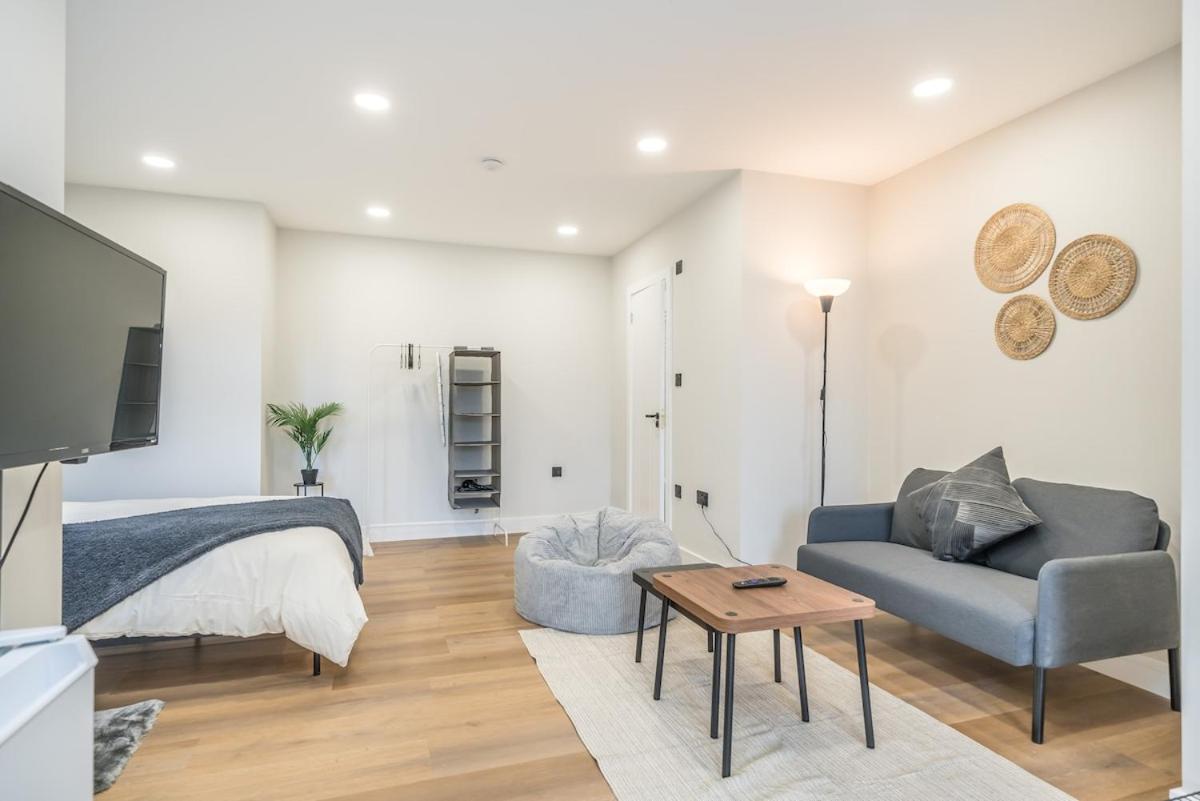 Royal Docks Cozy Studio Flat B