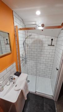 Sleepy Puffin Guest House