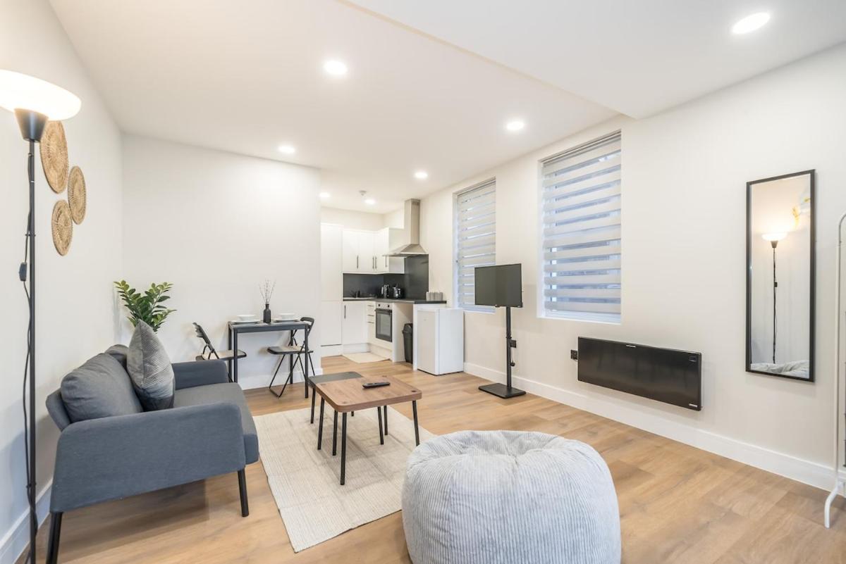 Royal Docks Cozy Studio Flat C