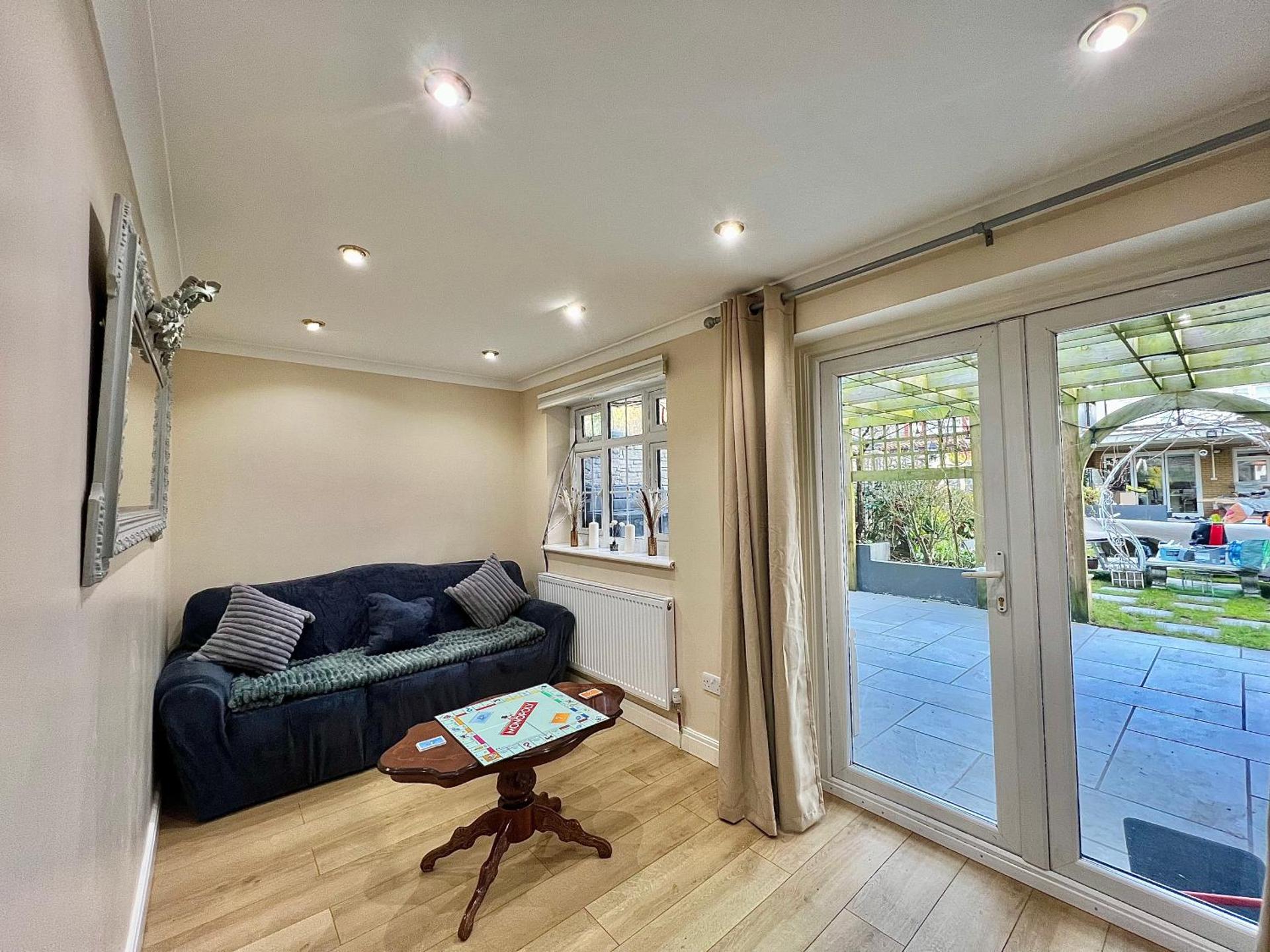 Communal lounge/ TV room