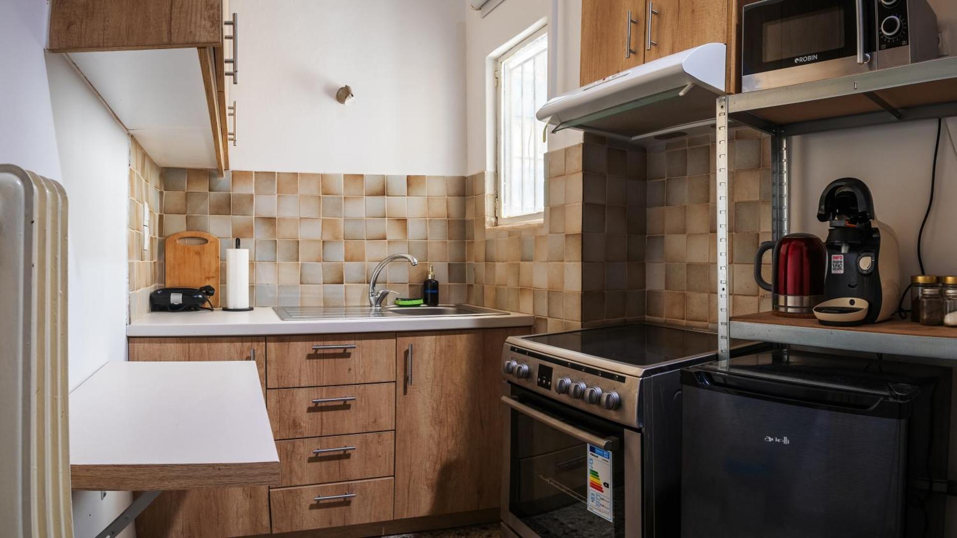 Acropolis Sunny Flat