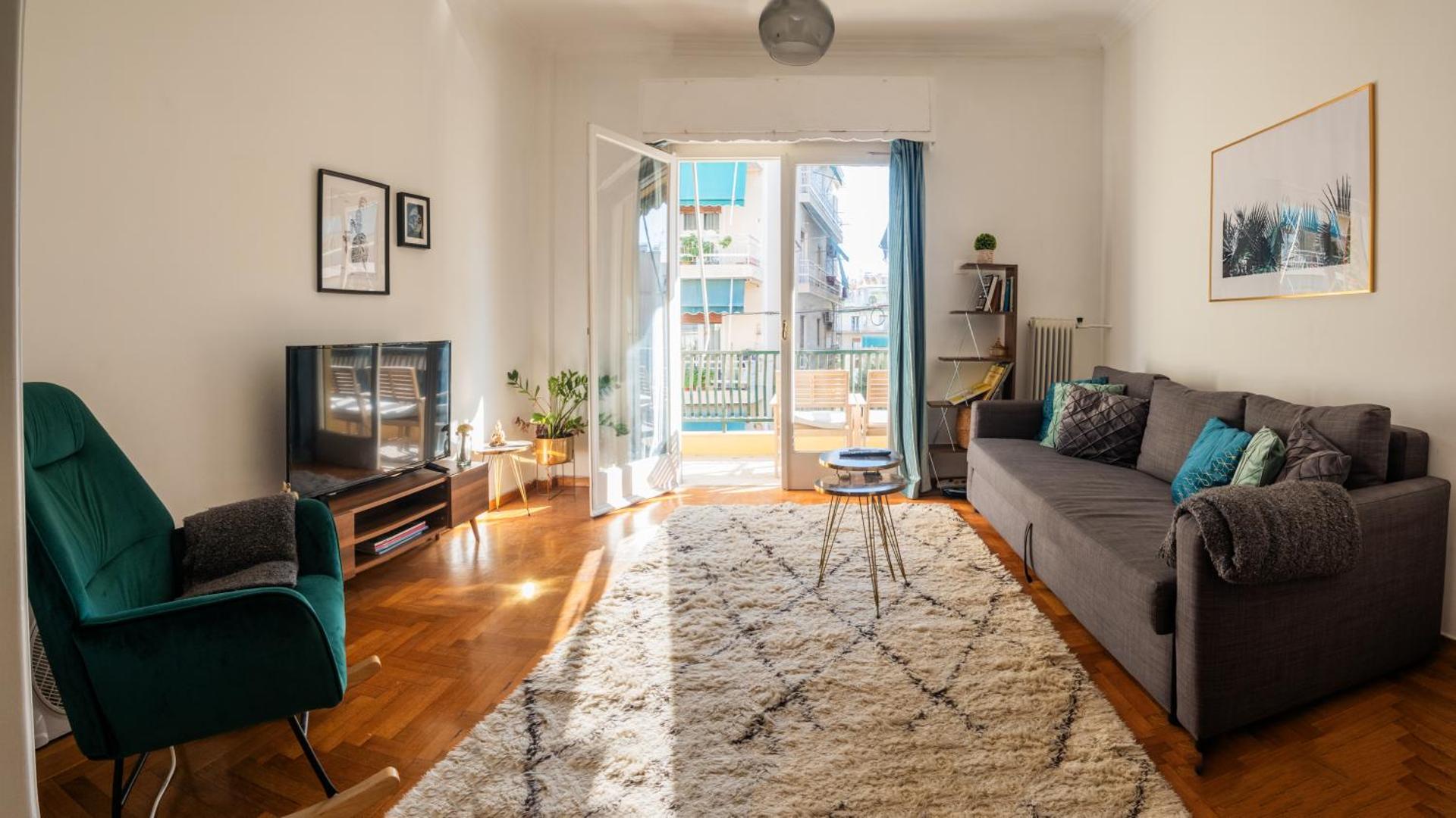 Acropolis Sunny Flat