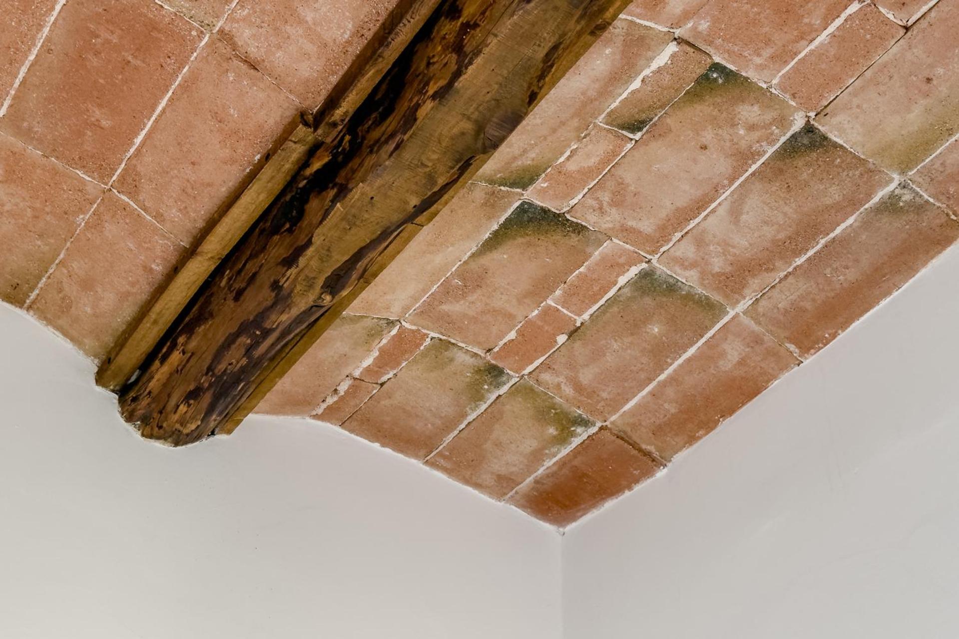 Magalhaes · Trad flat in Poble Sec, near ramblas