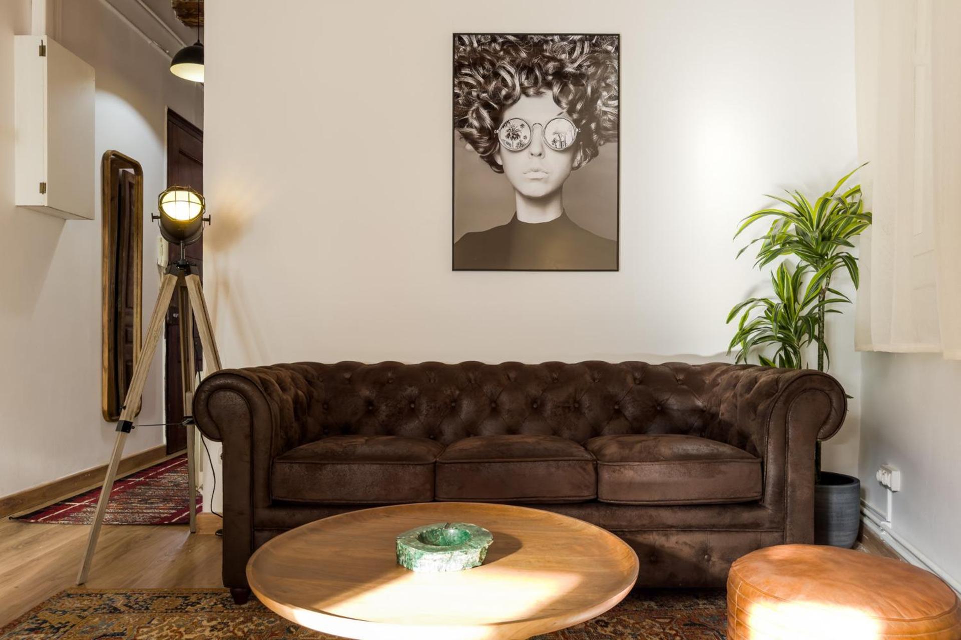 Magalhaes · Trad flat in Poble Sec, near ramblas