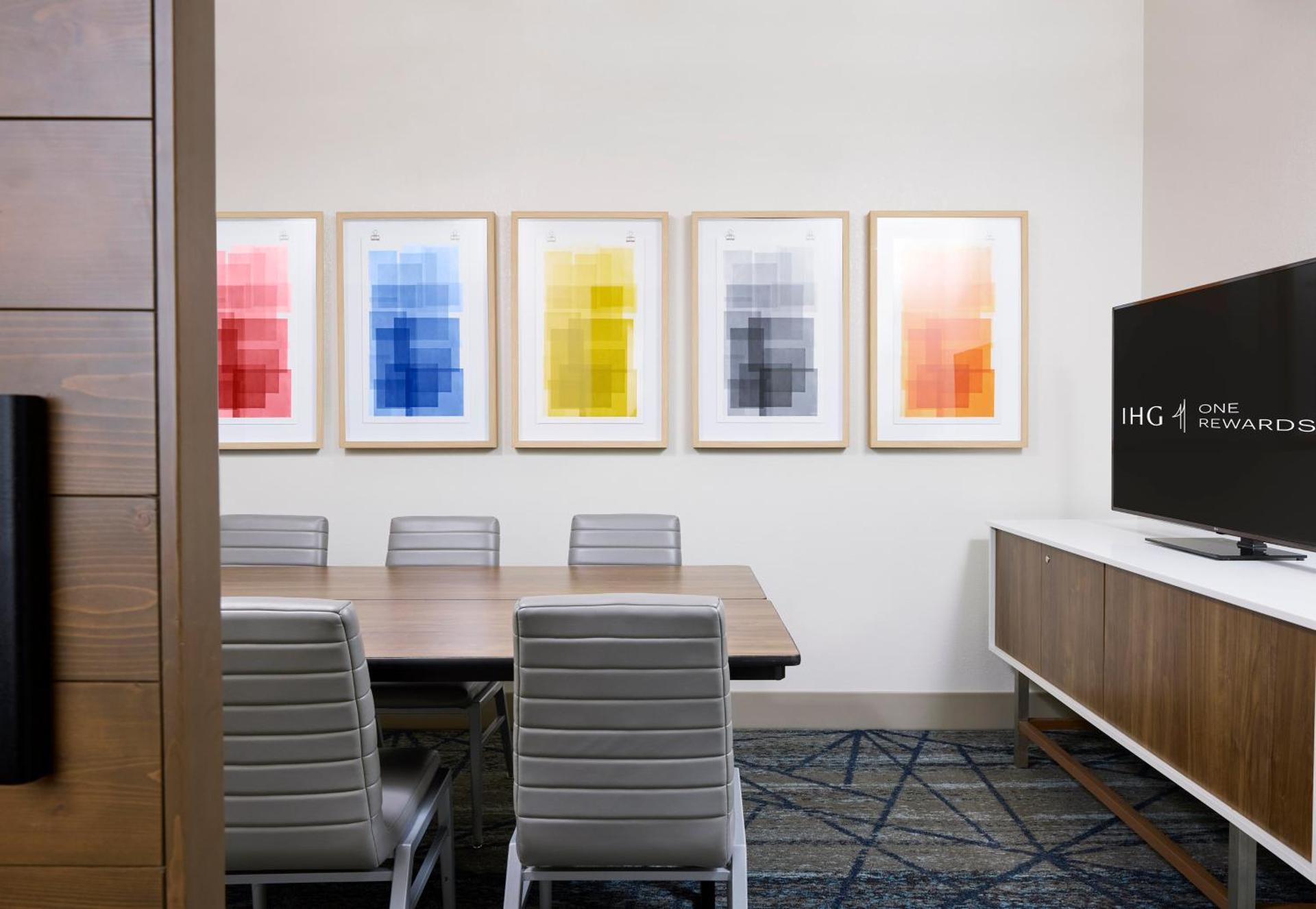 Meeting/conference room